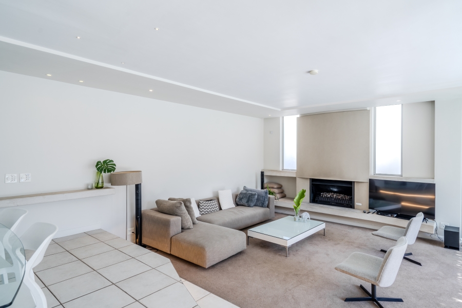 8 Bedroom Property for Sale in Camps Bay Western Cape